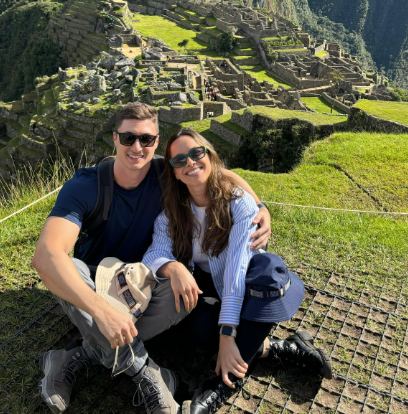 Julia Frasnell y Dennis